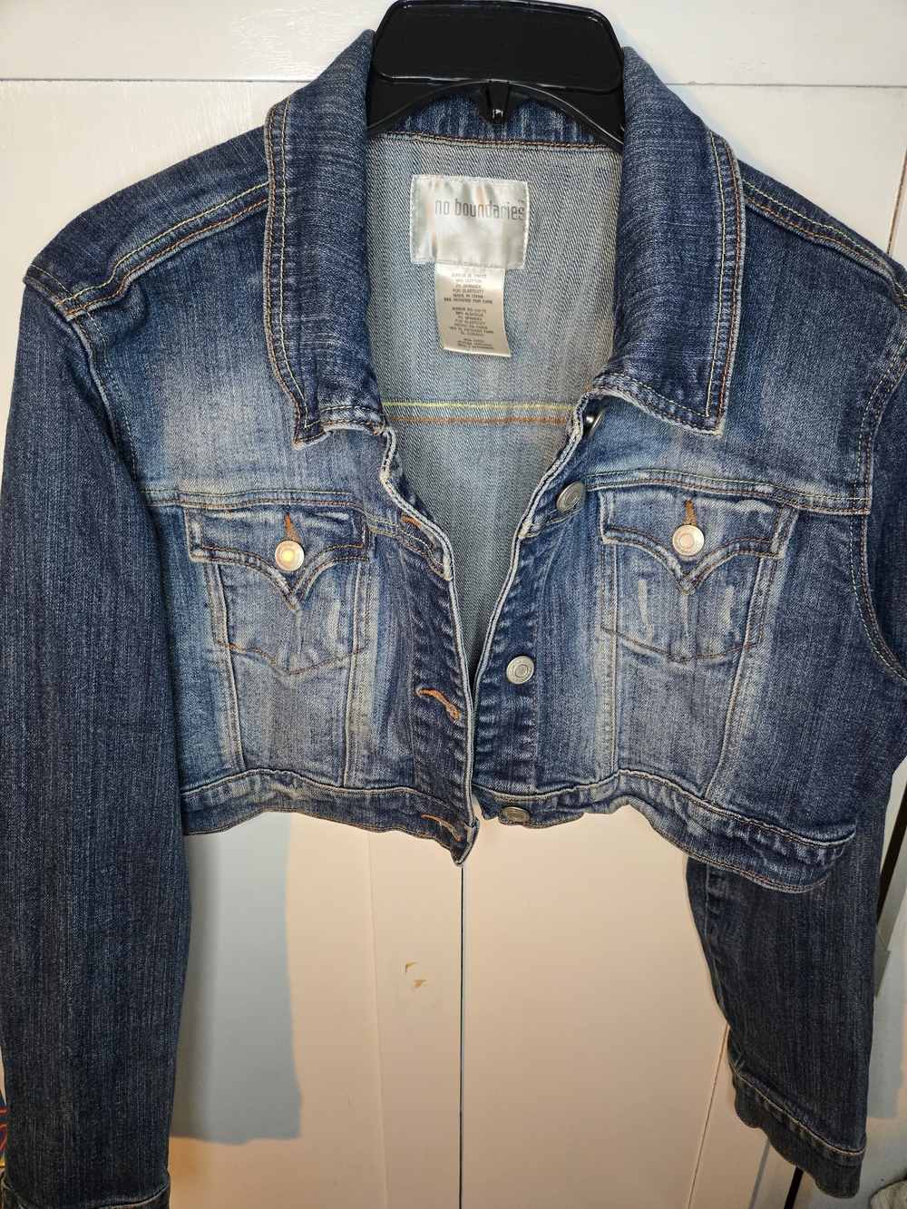 Y2K Cropped Distressed Denim Jacket Collared Button Size J 14/16 No Boundaries